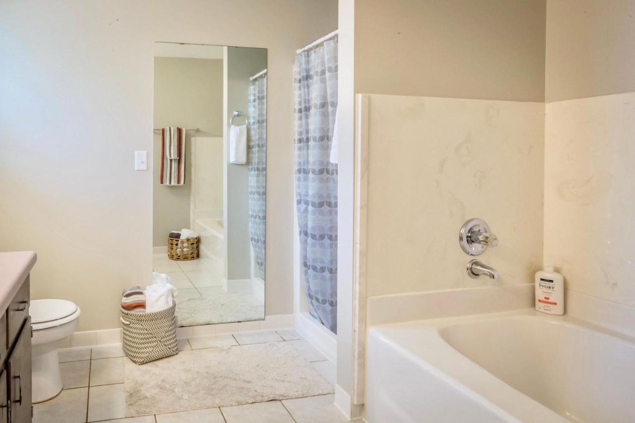Life'S A Breeze! Updated 3B Home 10 Min To Beach! Gulf Breeze Exterior foto