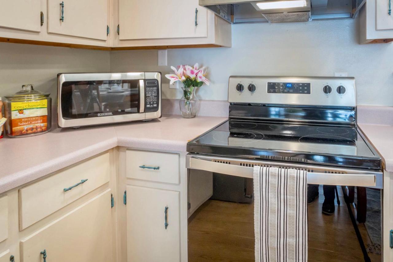 Life'S A Breeze! Updated 3B Home 10 Min To Beach! Gulf Breeze Exterior foto