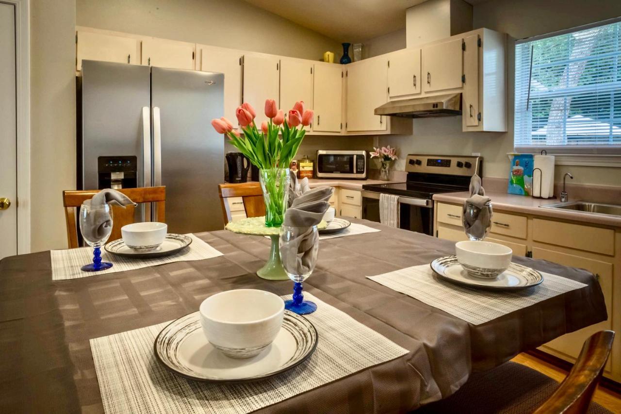 Life'S A Breeze! Updated 3B Home 10 Min To Beach! Gulf Breeze Exterior foto