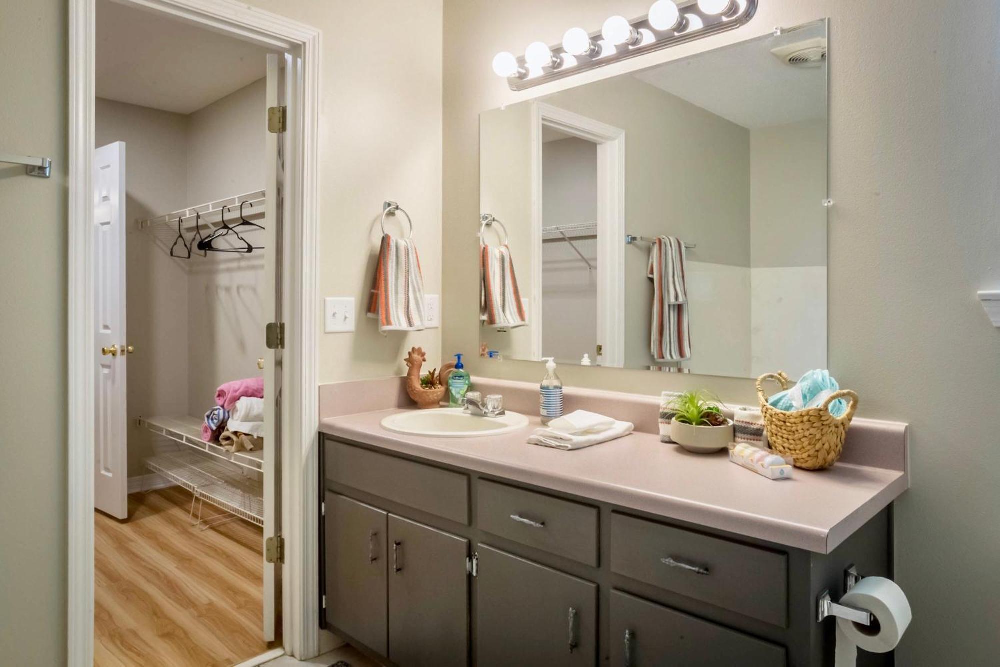 Life'S A Breeze! Updated 3B Home 10 Min To Beach! Gulf Breeze Exterior foto
