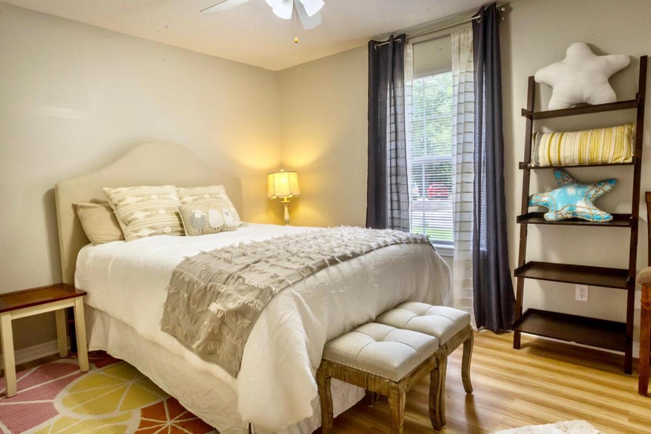 Life'S A Breeze! Updated 3B Home 10 Min To Beach! Gulf Breeze Exterior foto