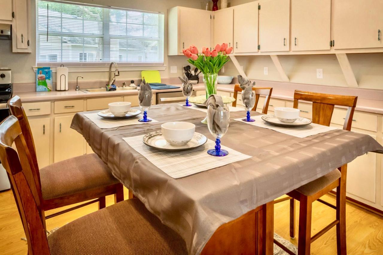Life'S A Breeze! Updated 3B Home 10 Min To Beach! Gulf Breeze Exterior foto