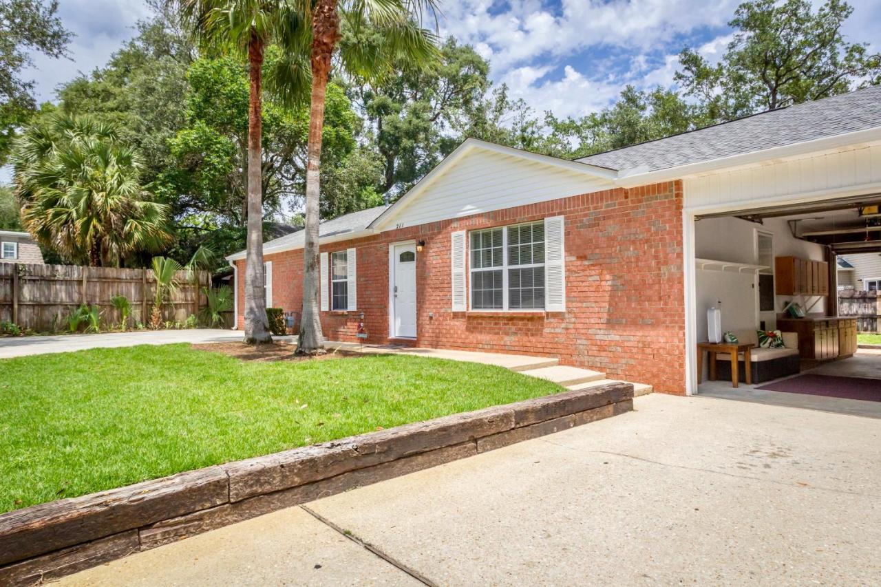 Life'S A Breeze! Updated 3B Home 10 Min To Beach! Gulf Breeze Exterior foto