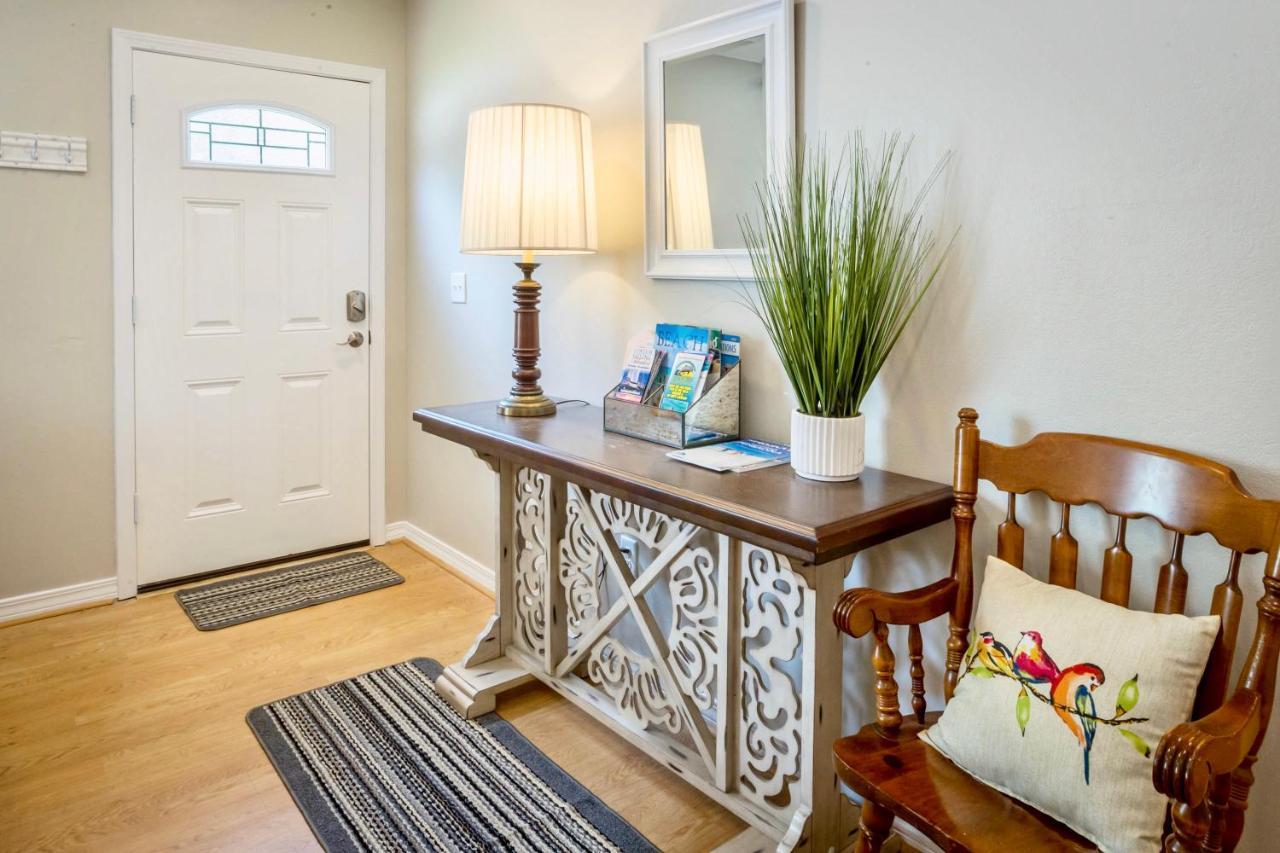 Life'S A Breeze! Updated 3B Home 10 Min To Beach! Gulf Breeze Exterior foto